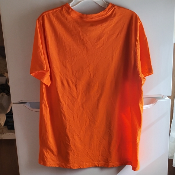 Disney Parks -Walt Disney World- Mickey & Friends, Happy Halloween T-Shirt Large - Picture 4 of 8